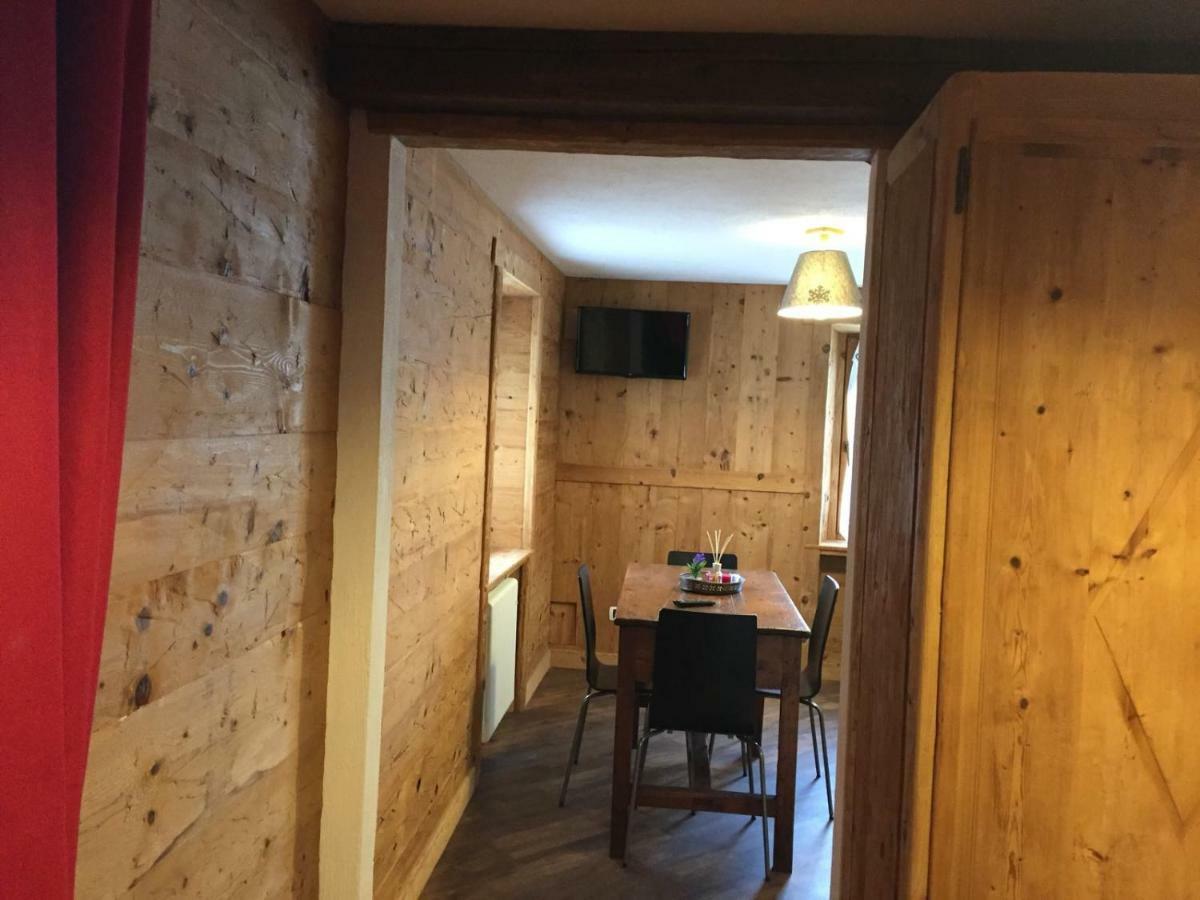 Maison D'Antan Alloggio Ad Uso Turistico Vda Charvensod N 0022 Aosta Eksteriør billede
