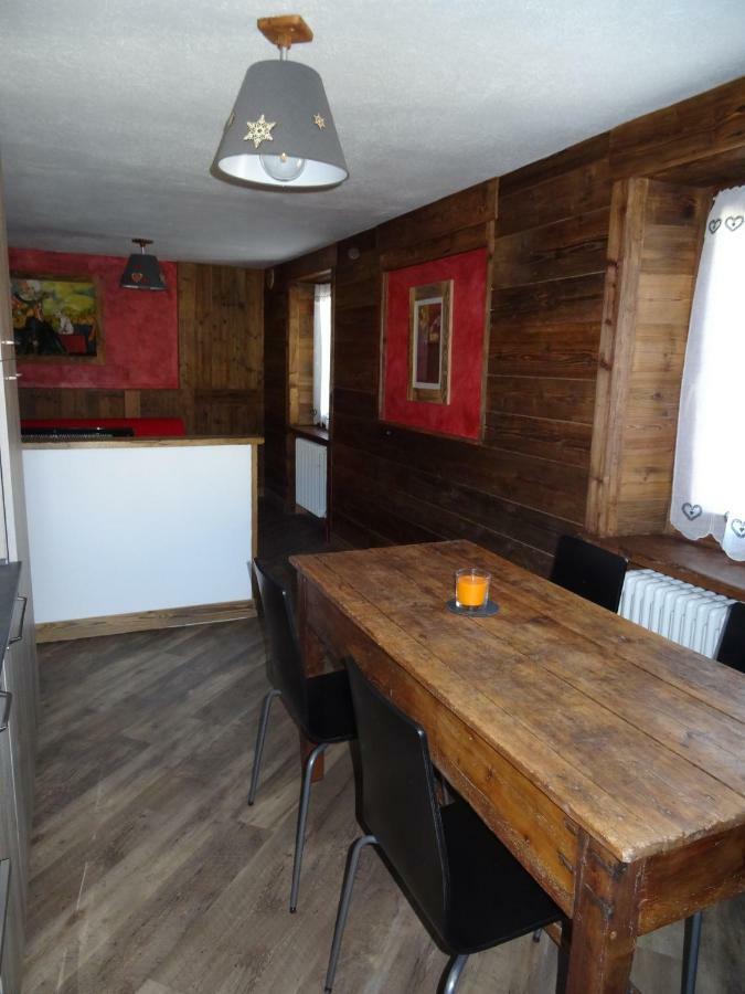 Maison D'Antan Alloggio Ad Uso Turistico Vda Charvensod N 0022 Aosta Eksteriør billede