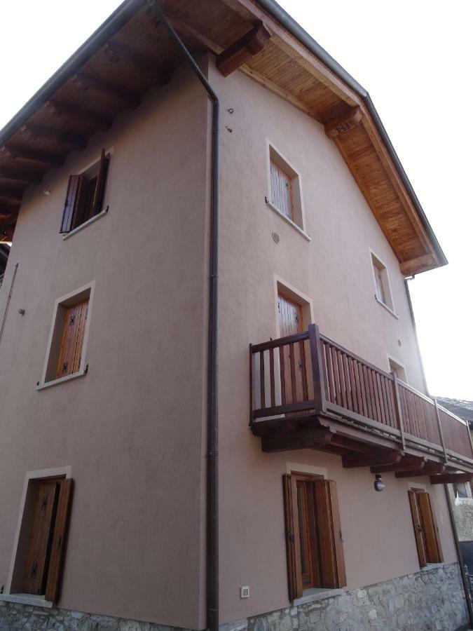 Maison D'Antan Alloggio Ad Uso Turistico Vda Charvensod N 0022 Aosta Eksteriør billede