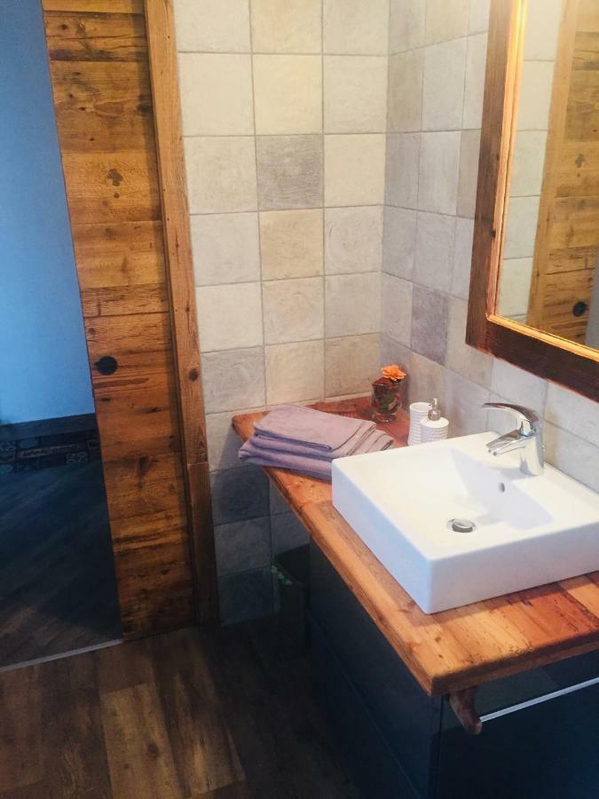 Maison D'Antan Alloggio Ad Uso Turistico Vda Charvensod N 0022 Aosta Eksteriør billede